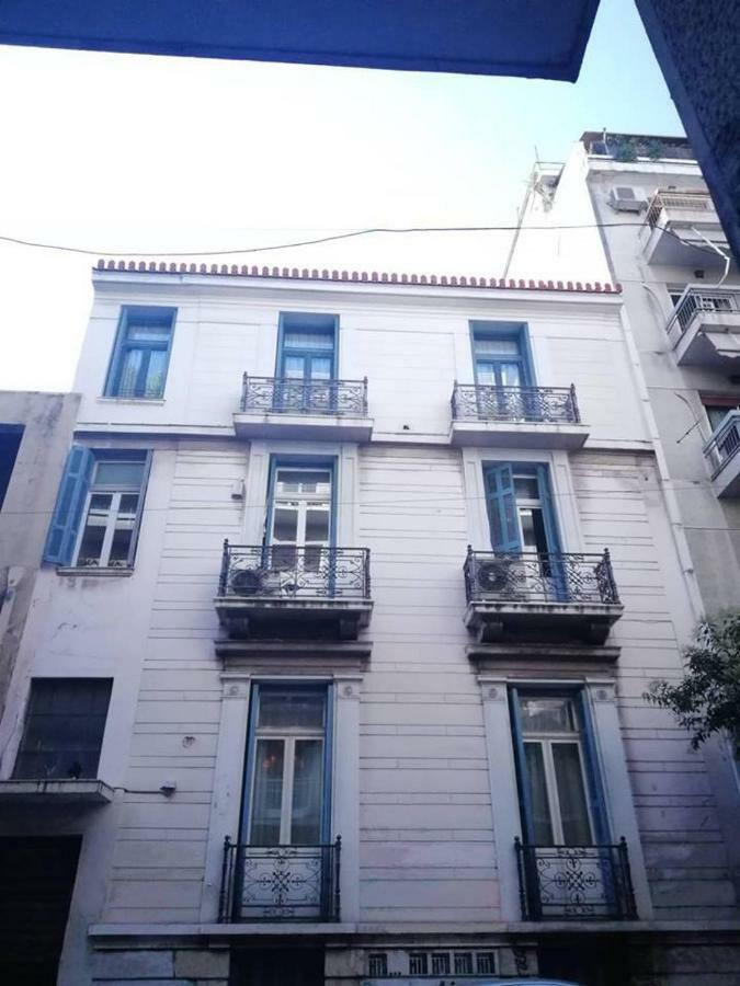 Διαμέρισμα 80 τ.μ. με 3 υπνοδωμάτιο και 1 ιδιωτικό μπάνιο σε Εξάρχεια Αθήνα Εξωτερικό φωτογραφία